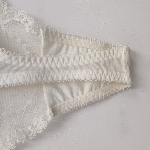 NEW Elomi Maria Stretchy Lace Thong Panty Bridal 8507 Cream Ivory Off-White - Picture 7 of 8